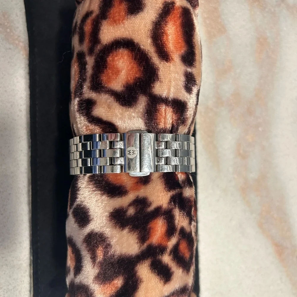 Michele Urban Mini silver watch. Battery needs replacing-works great. - Picture 2 of 7